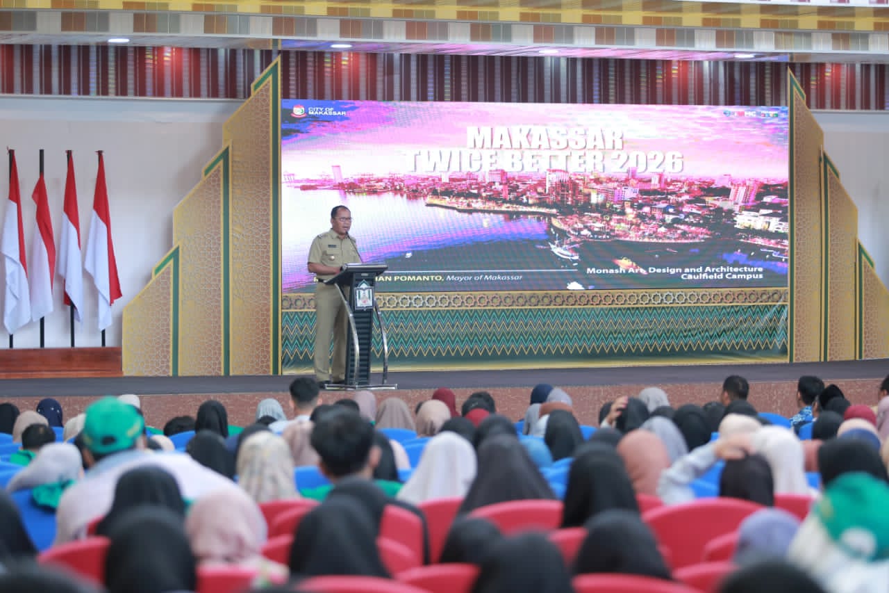 Orasi Ilmiah, Danny Pomanto Bakar Semangat 1.200 Mahasiswa KPM IAIN Parepare